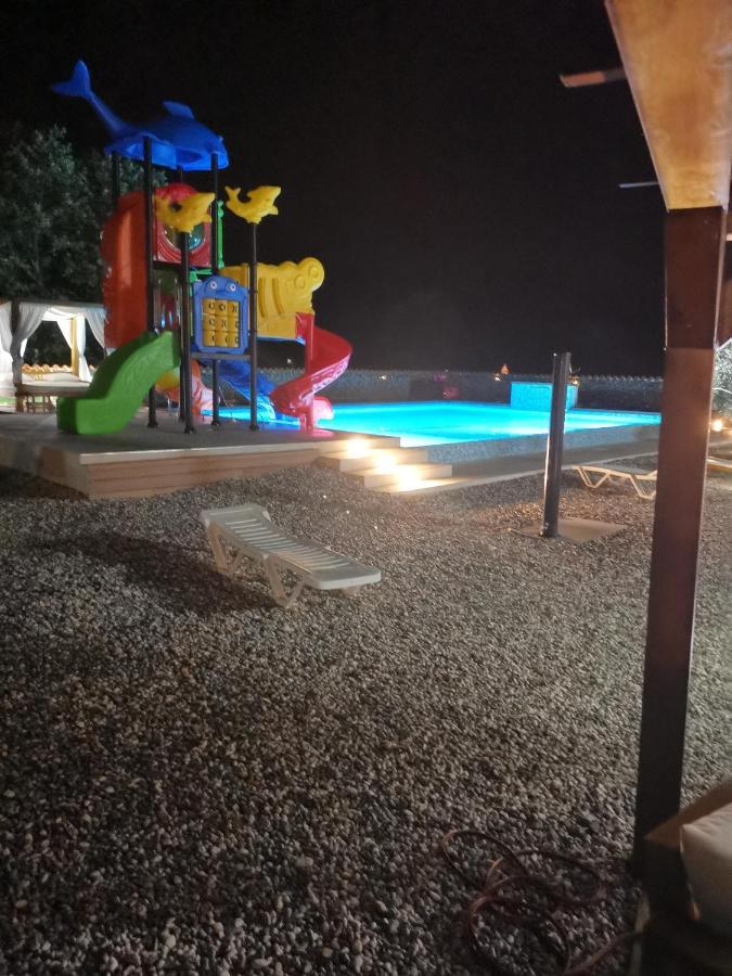 Jacuzi Cottage In The Olive Grove Pola Esterno foto